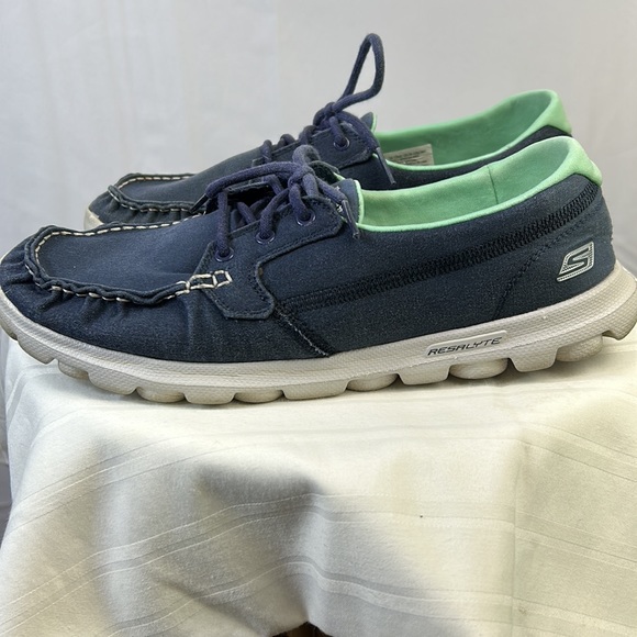 Sketchers On The Go Size 10 Denim Laced Shoes Cushioned - Picture 3 of 7